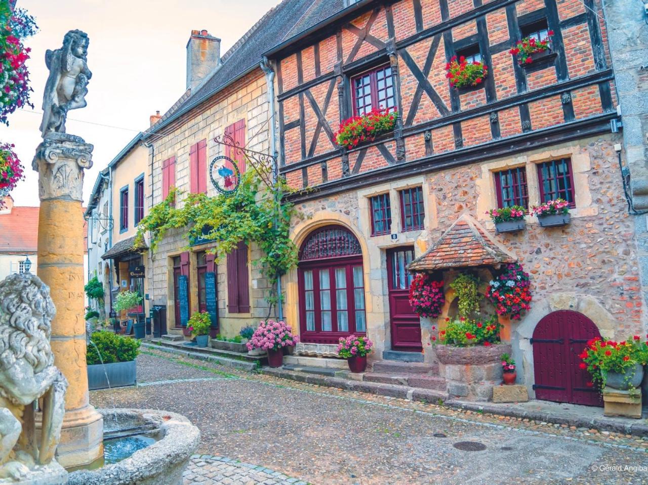 Grand Hotel De Bourbon-Lancy - Spa Et Restaurant - Logis Екстериор снимка