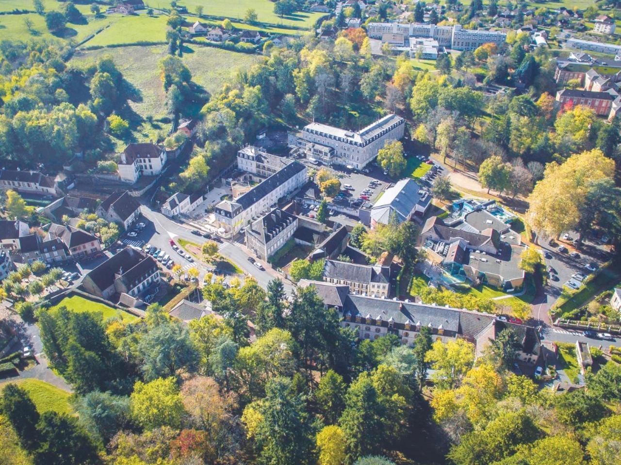 Grand Hotel De Bourbon-Lancy - Spa Et Restaurant - Logis Екстериор снимка