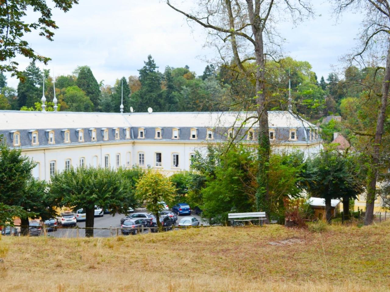 Grand Hotel De Bourbon-Lancy - Spa Et Restaurant - Logis Екстериор снимка