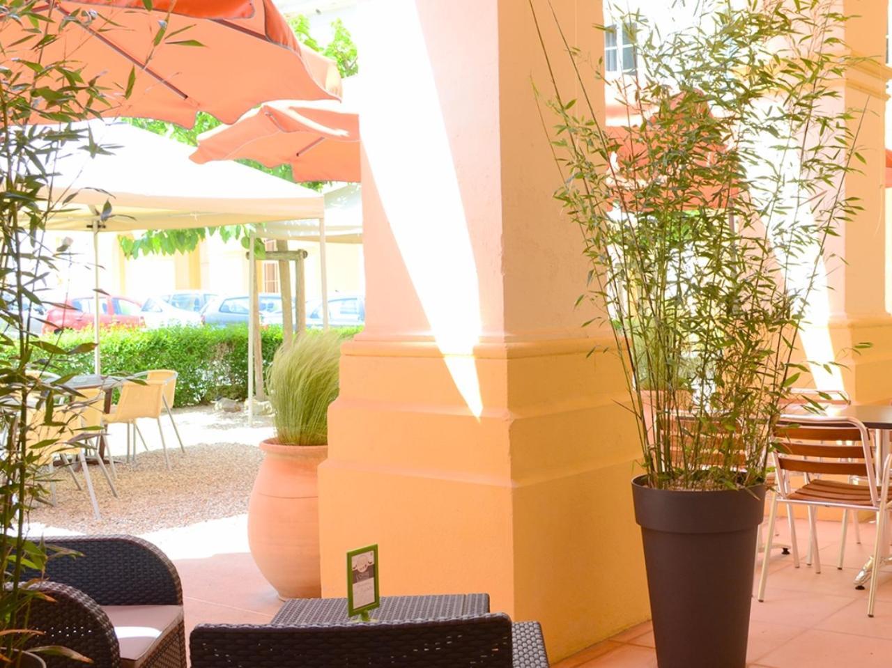 Grand Hotel De Bourbon-Lancy - Spa Et Restaurant - Logis Екстериор снимка