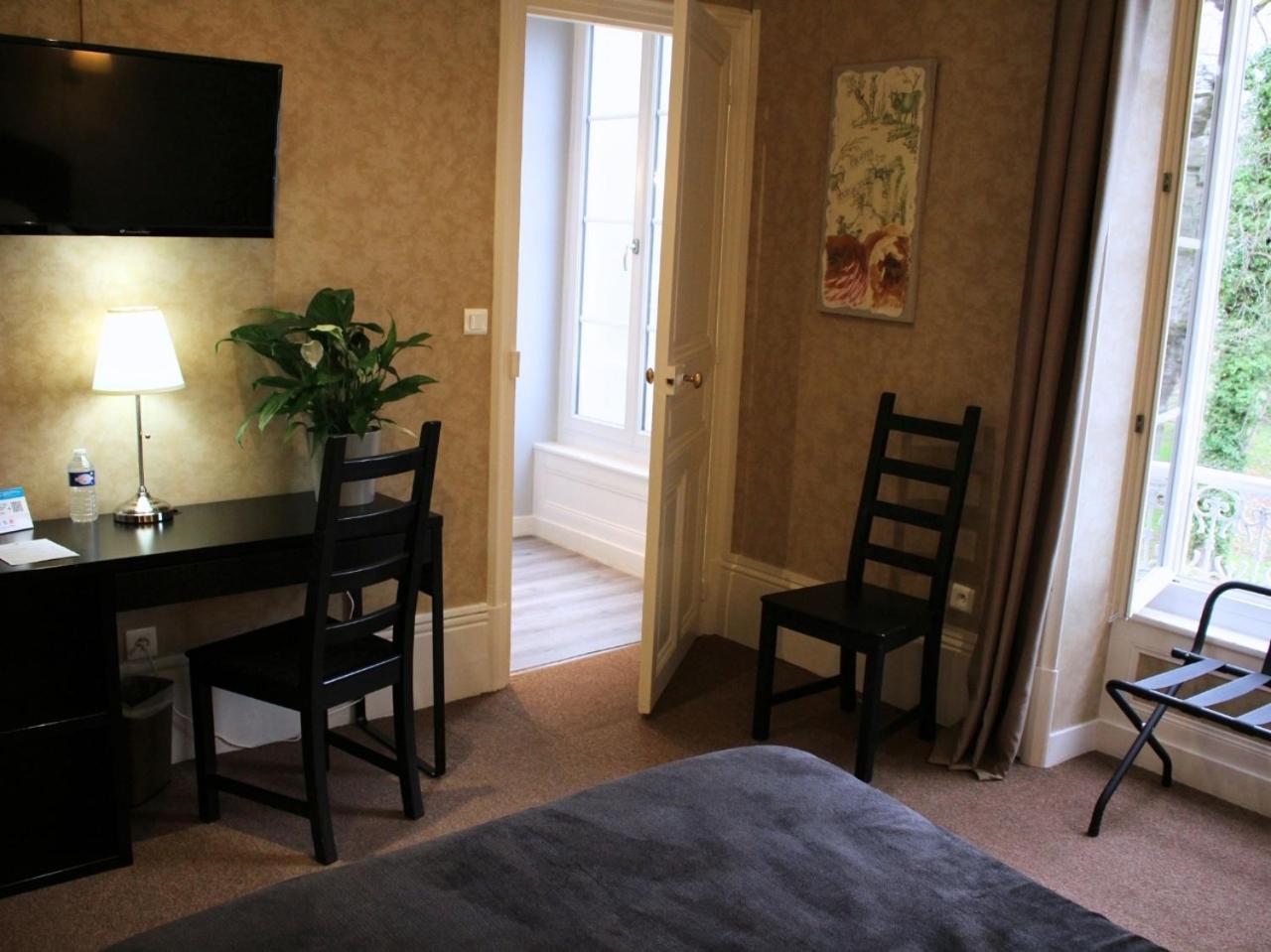 Grand Hotel De Bourbon-Lancy - Spa Et Restaurant - Logis Екстериор снимка